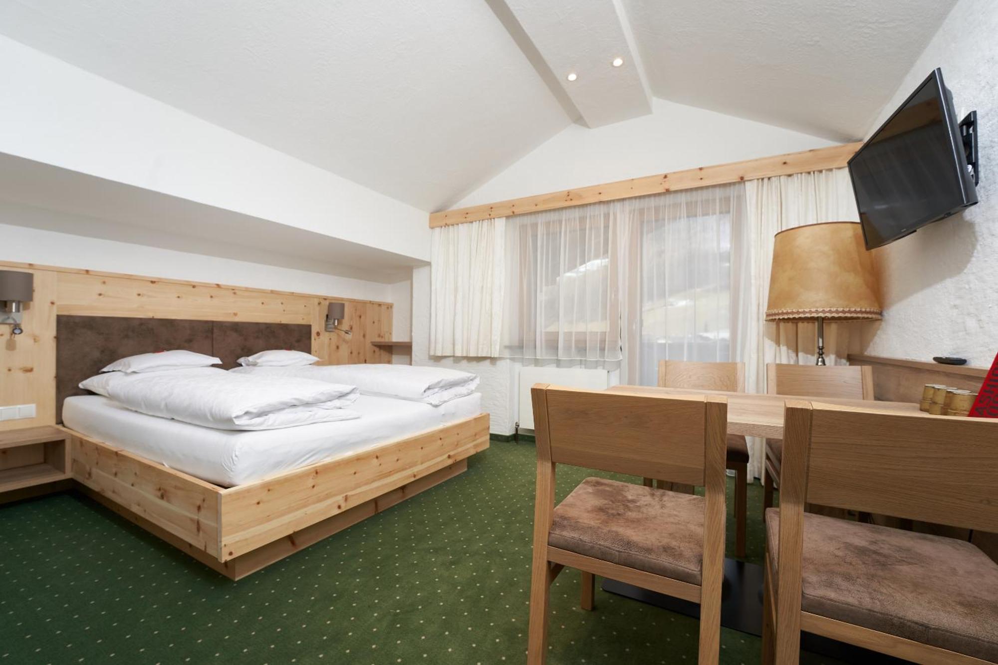 זולדן Hotel Am Hof מראה חיצוני תמונה